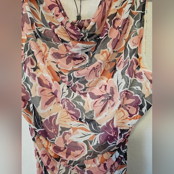 Cable & Gauge Side Cinch Sleeveless Blouse Women's Size Large NWT - Picture 2 of 10